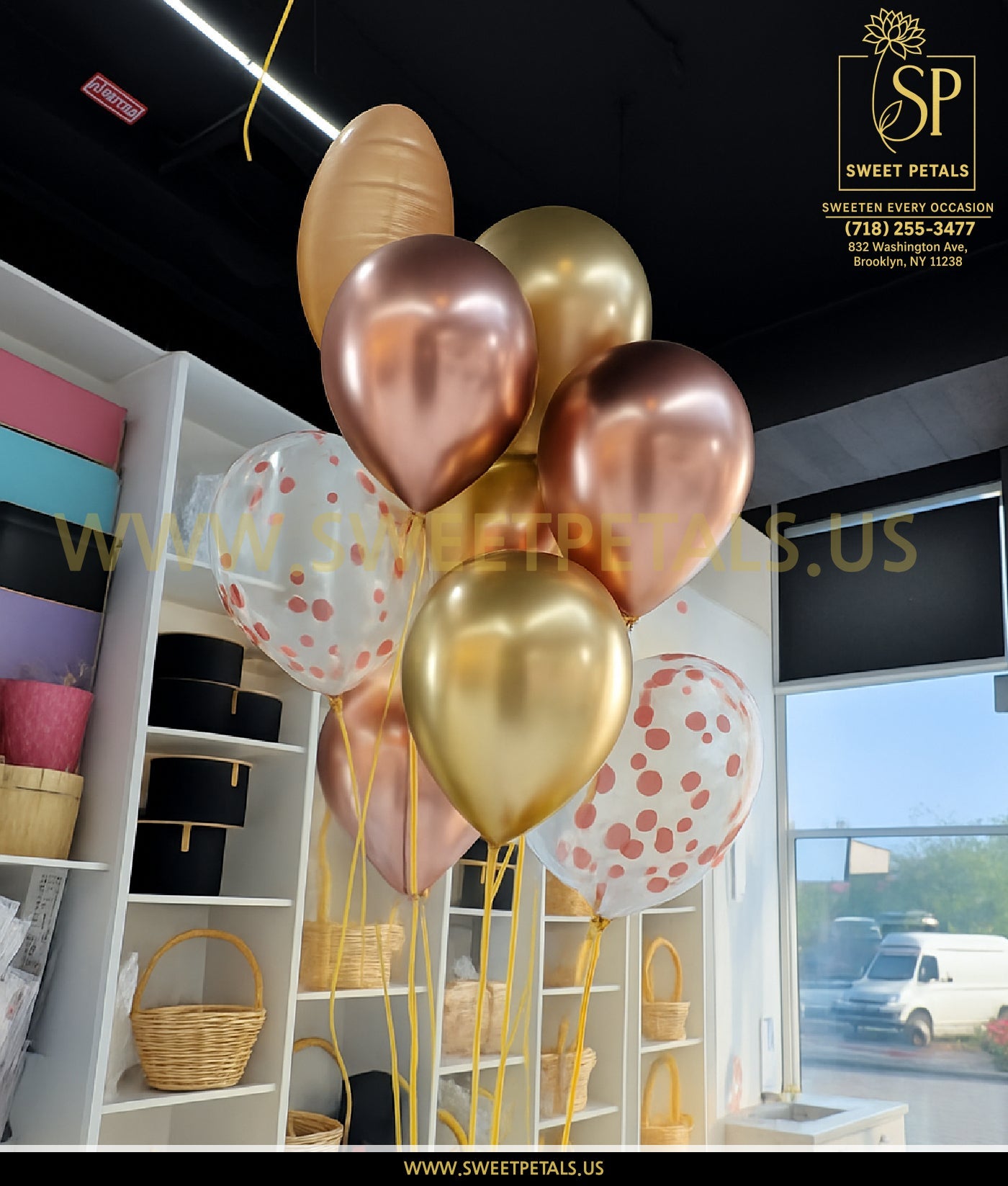 Golden Rose Luxe Balloon Bouquet